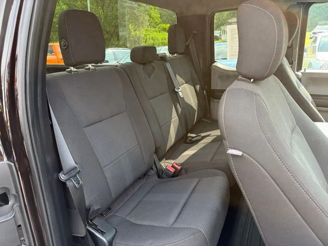 Used 2018 Red Ford XL image 37