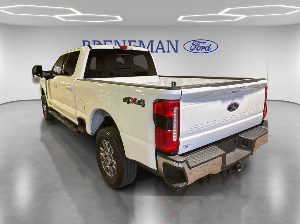 Certified Used 2024 Oxford White Ford Lariat image 8