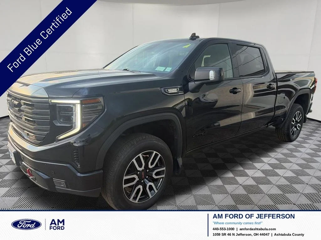2024 GMC Sierra AT4 4WD Crew Cab Short Box's photo