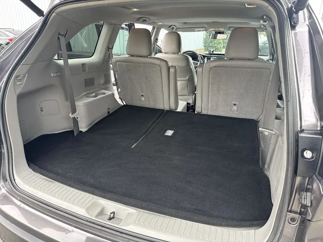 Used 2019 Gray Toyota XLE image 12