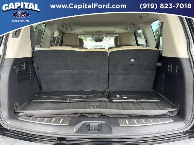 Used 2023 Black INFINITI Premium Select image 16
