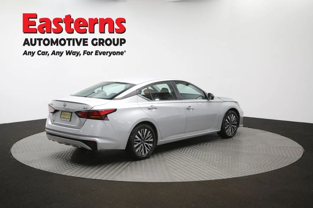 Used 2024 Silver Nissan 2.5 SV image 41