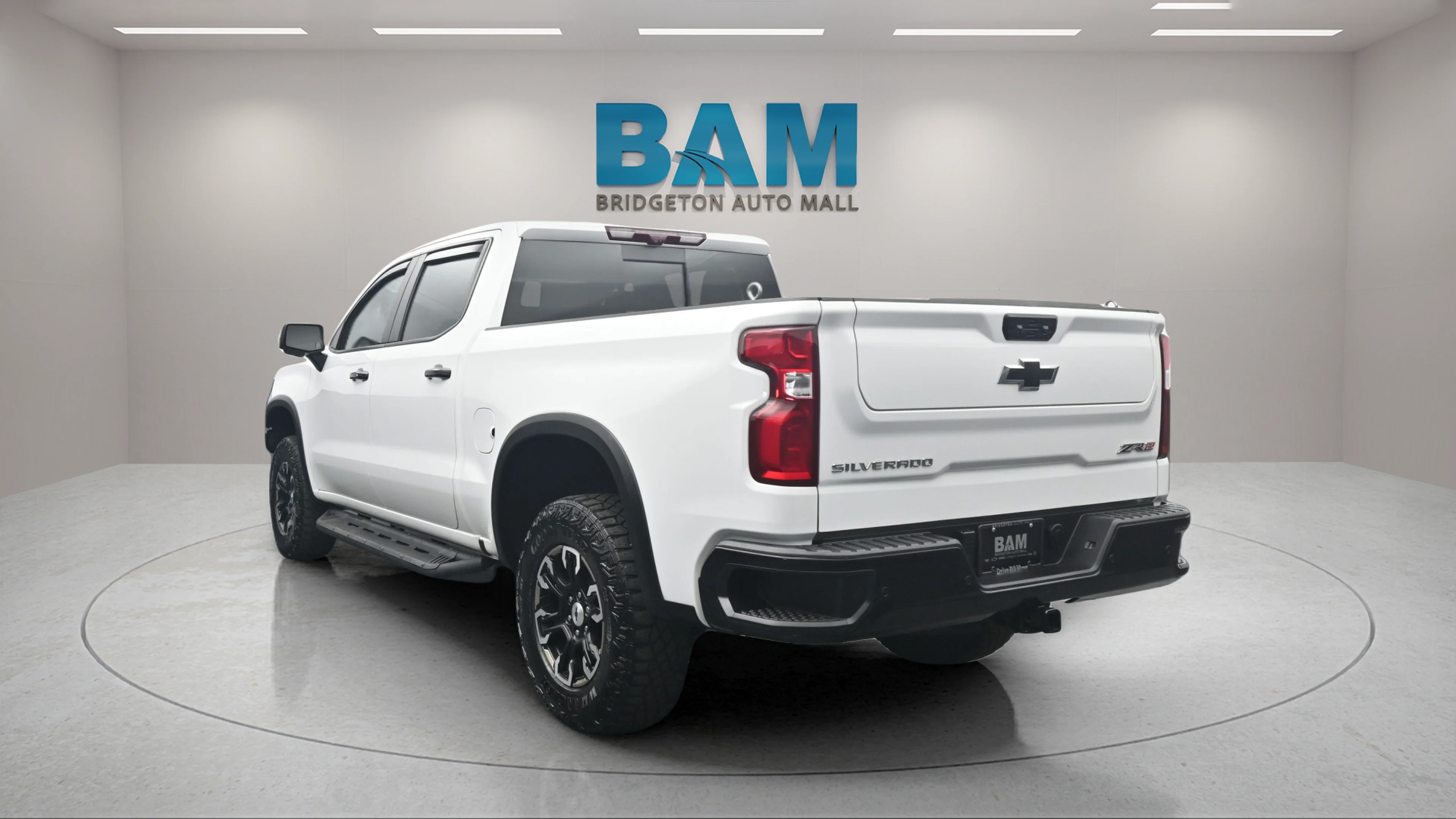 Used 2024 Summit White Chevrolet ZR2 image 4