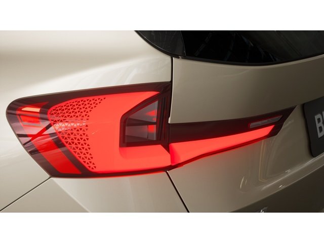 New 2027 Dune Grey Metallic BMW  image 8