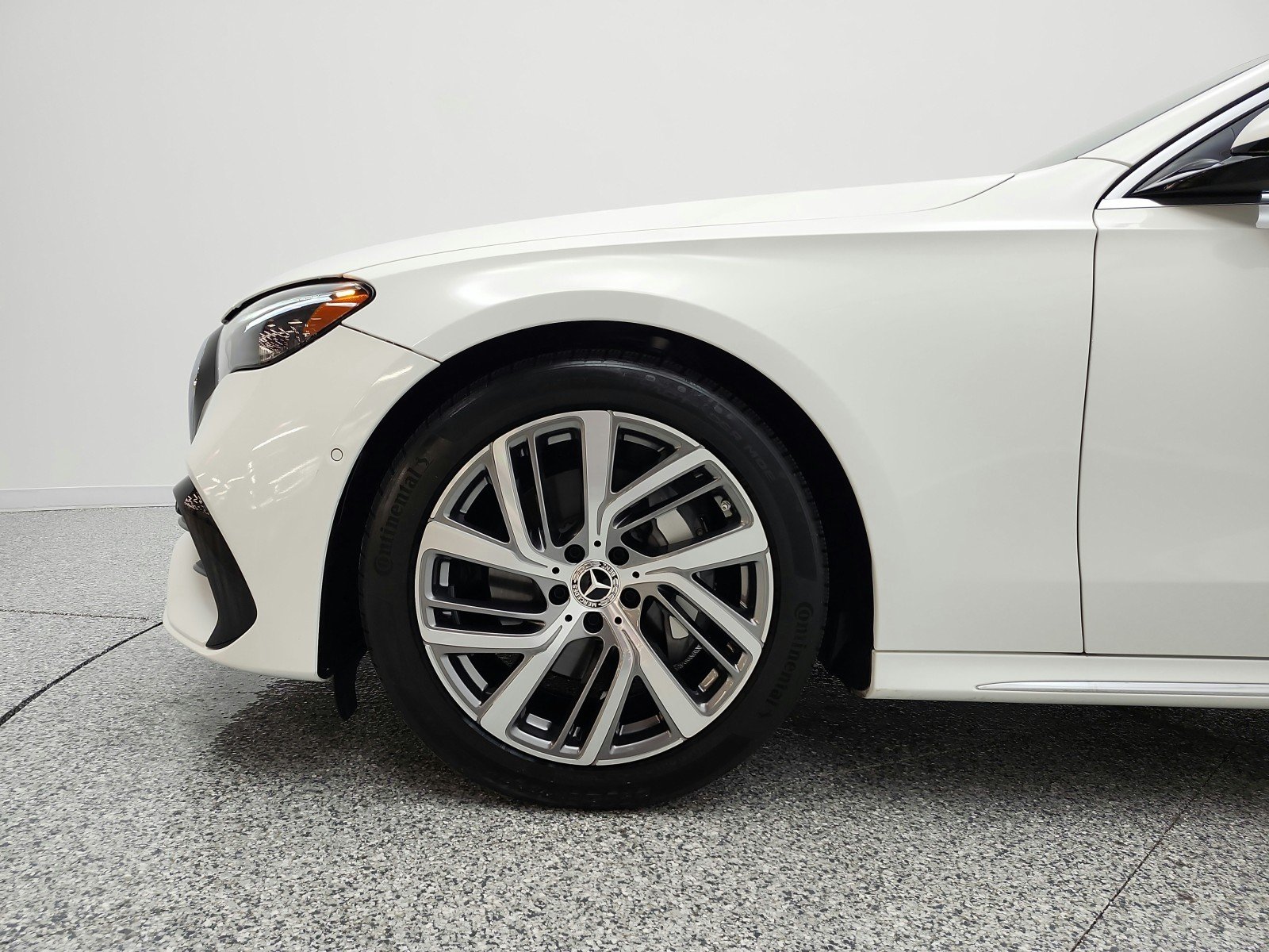 Certified Used 2026 Polar White Mercedes-Benz E 350 RWD Sedan image 22