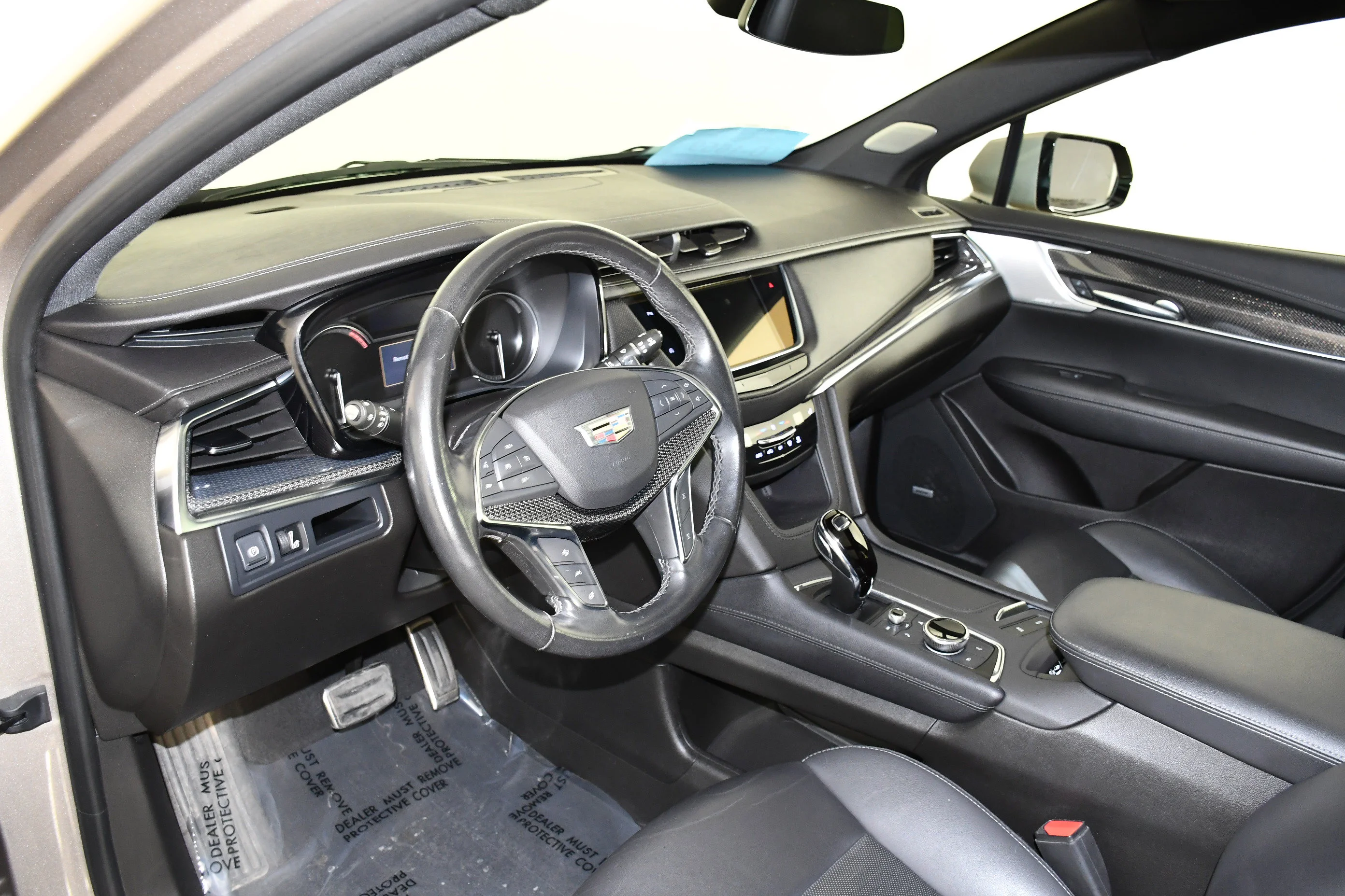 Used 2023 Latte Ea Cadillac AWD Sport image 40