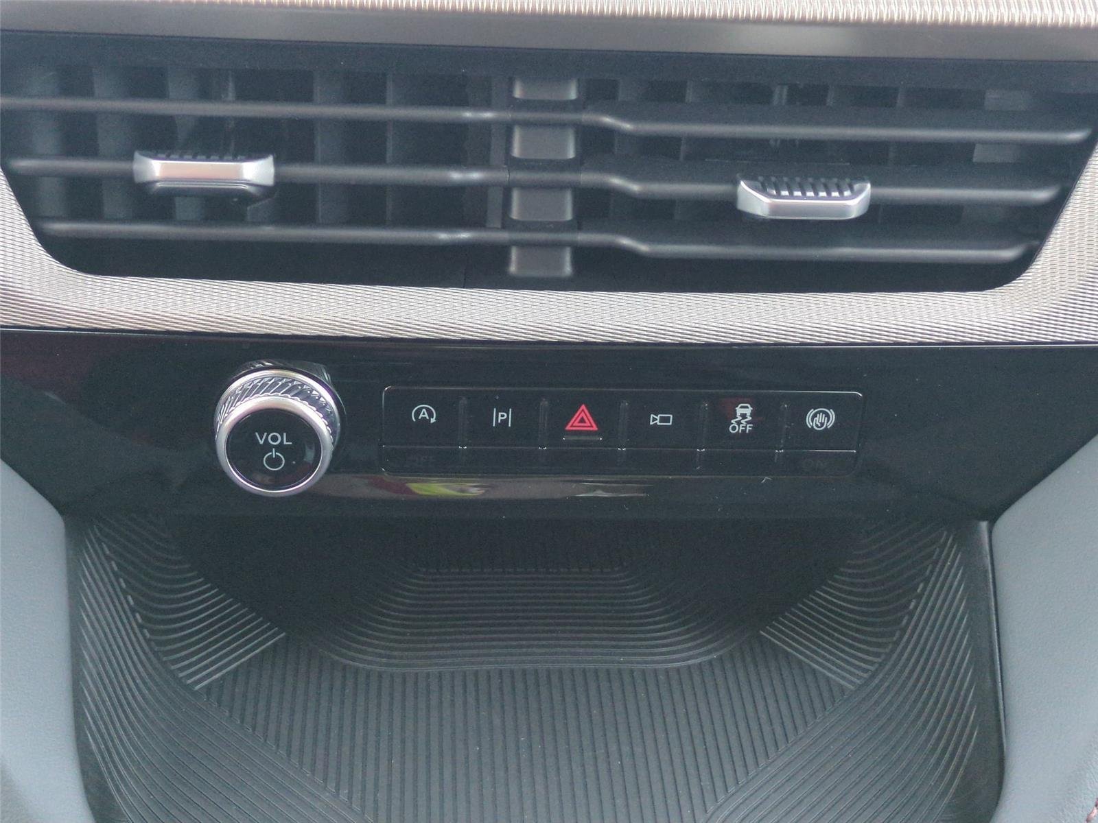 New 2026 Carbonized Gray Metallic Ford Active image 28
