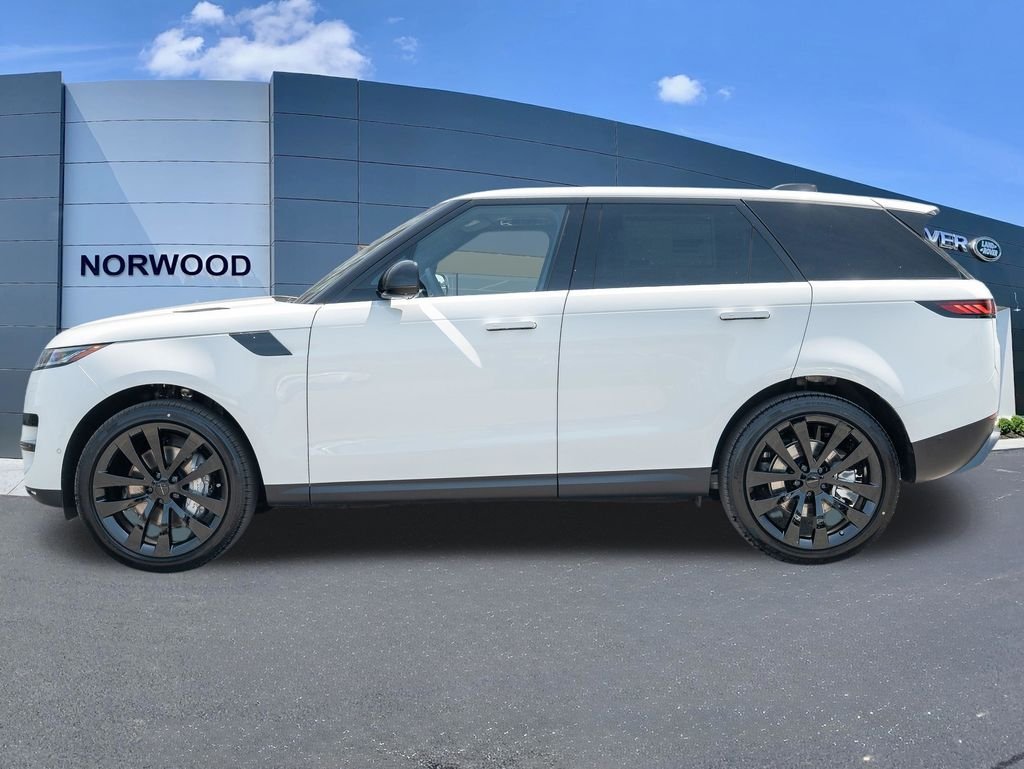 New 2026 Fuji White Land Rover SE image 7