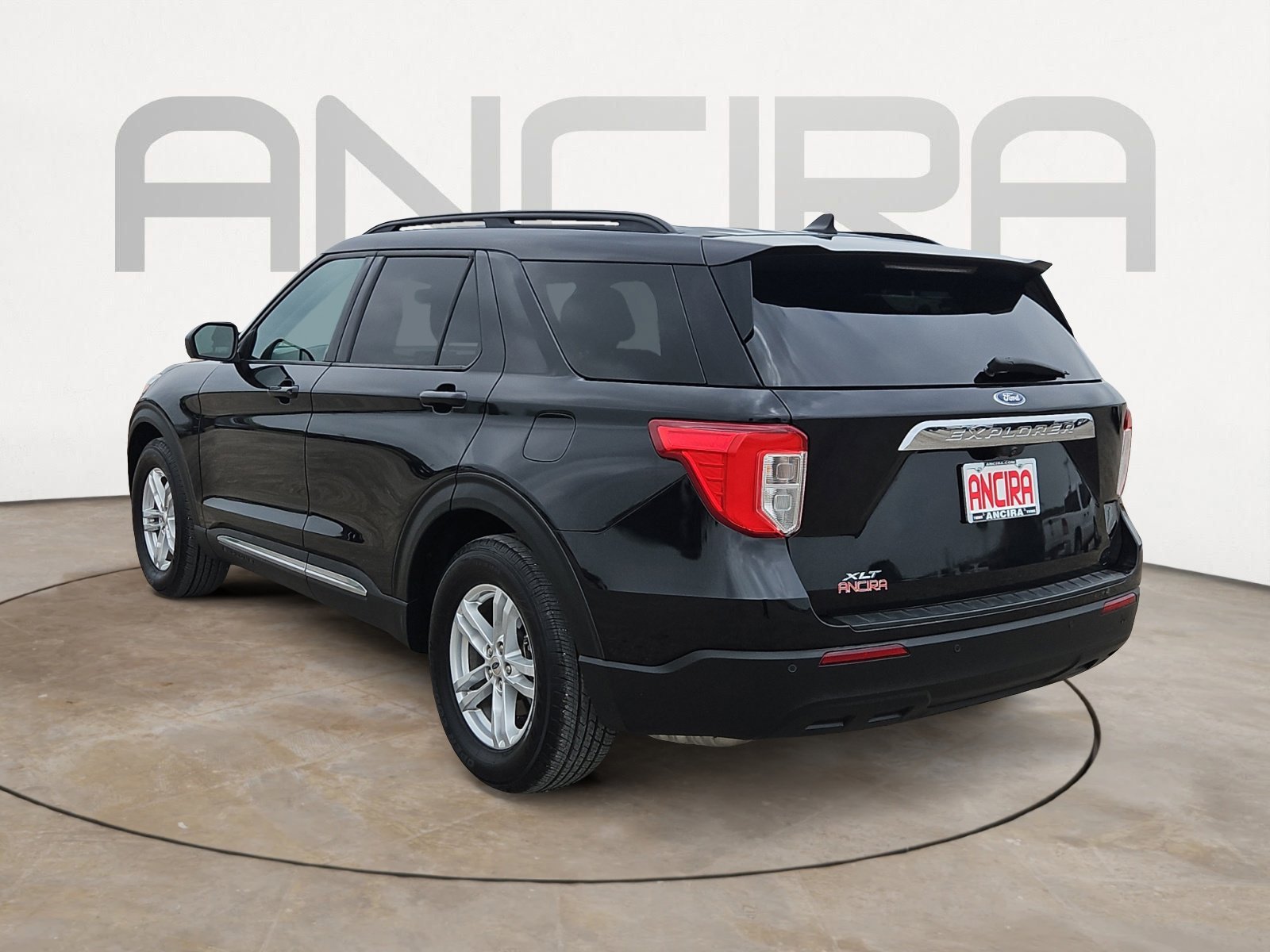 Used 2022 Black Metallic Ford XLT image 7
