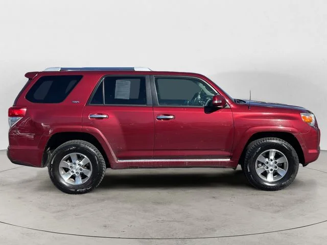 Used 2013 Red Toyota SR5 image 6