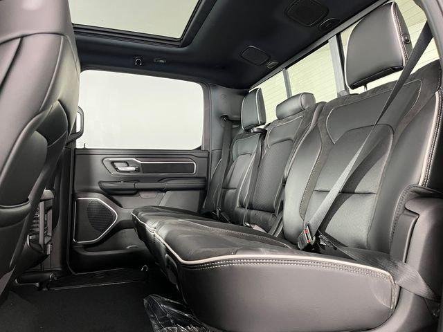 New 2026 Diamond Black Crystal Pearl-Coat Exterior Paint RAM LARAMIE image 37
