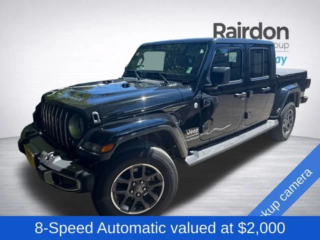Used 2022 Black Clearcoat Jeep Overland image 3