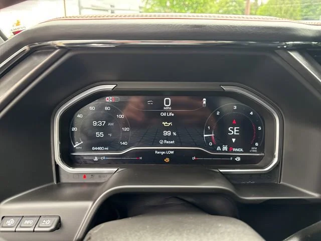 Used 2024 Sterling Metallic GMC AT4 image 19