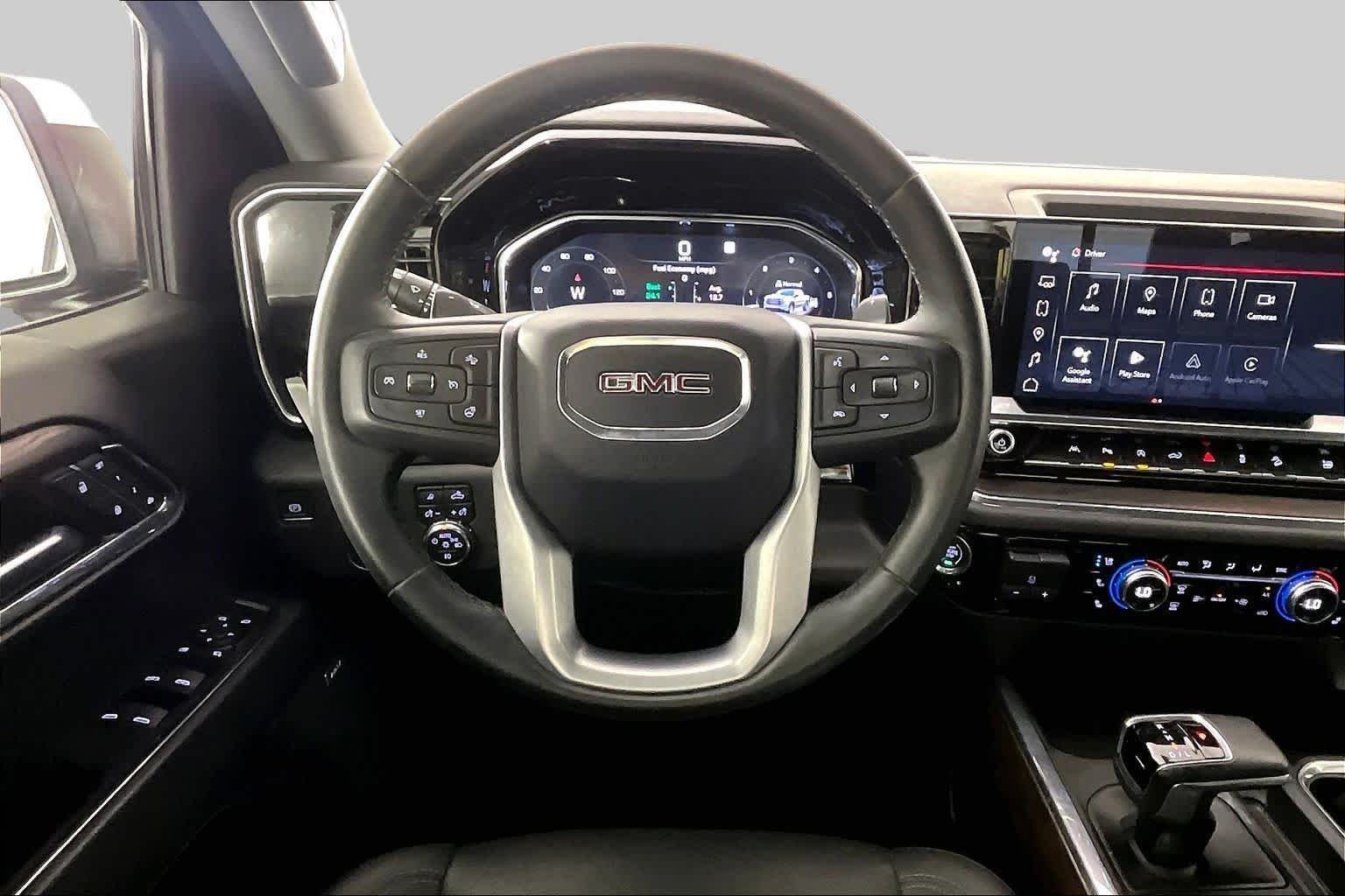 Used 2023 Volcanic Red Tintcoat GMC SLT image 6