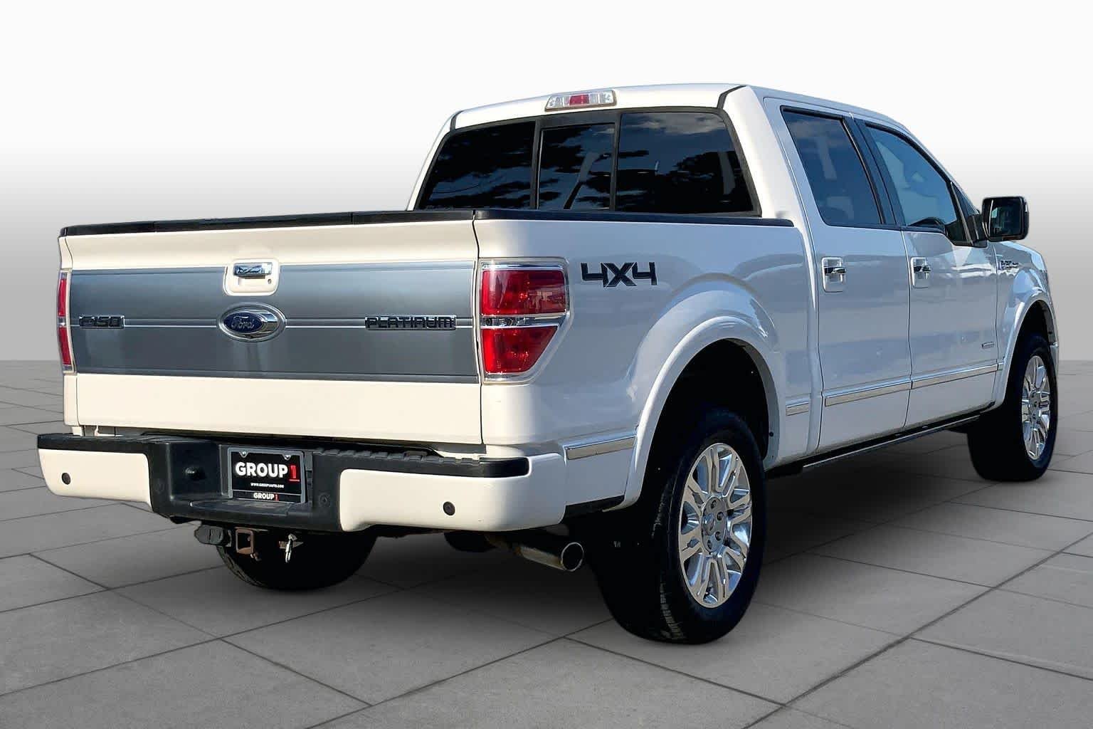 Used 2014 White Platinum Metallic Tri-Coat Ford Platinum image 13