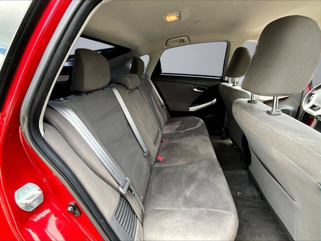 2015 Toyota Prius 23