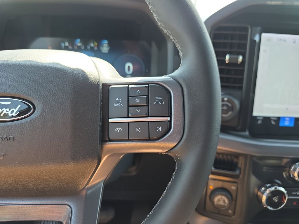 New 2026 Oxford White Ford XLT image 22