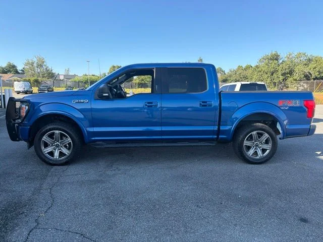 Used 2018 Lightning Blue Ford XLT image 6