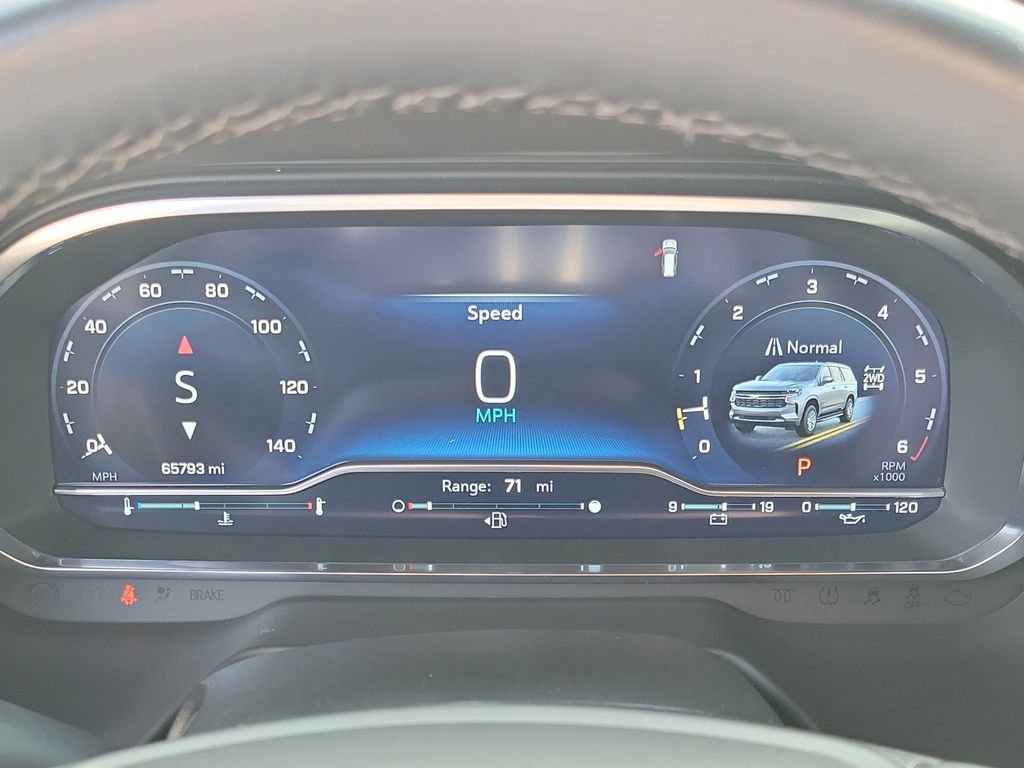 2024 Chevrolet Suburban LT - Photo 28