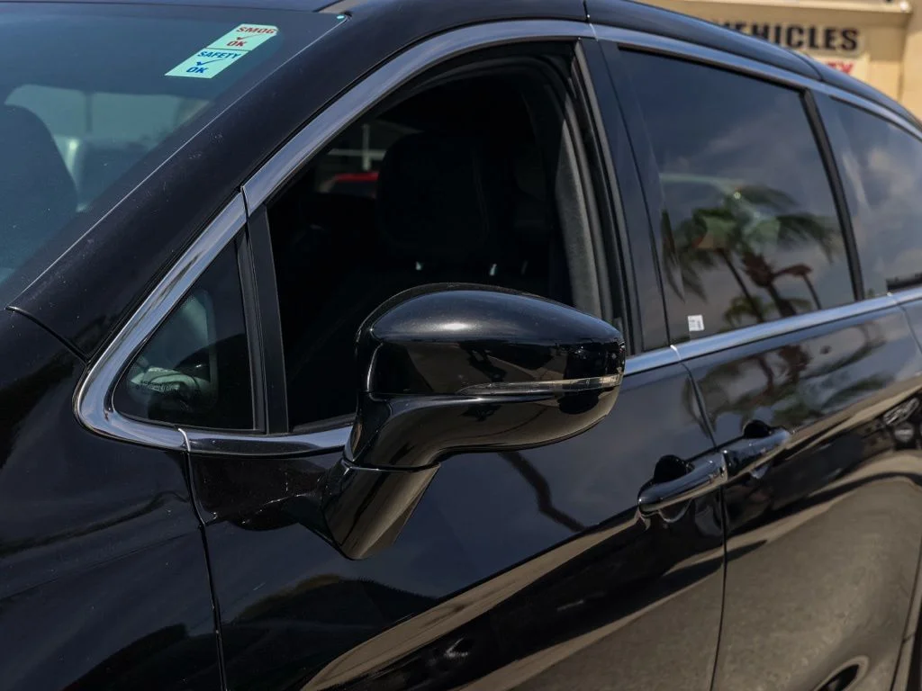 Used 2024 Black Chrysler Touring image 12