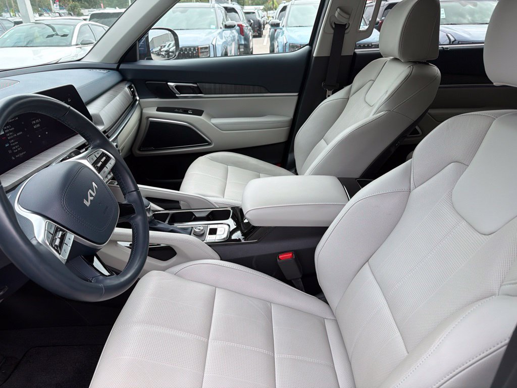 Certified Used 2024 Midnight Lake Blue Kia SX image 10