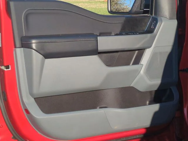 Used 2023 Red Ford XLT image 19