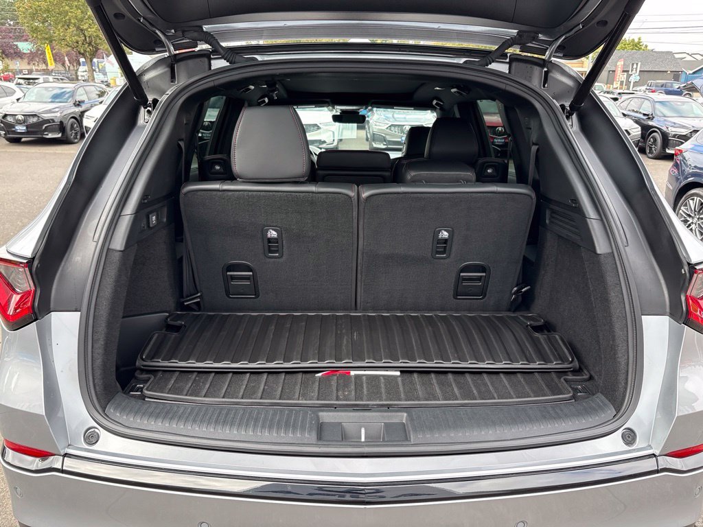 Used 2024 Lunar Silver Metallic Acura A-Spec image 31