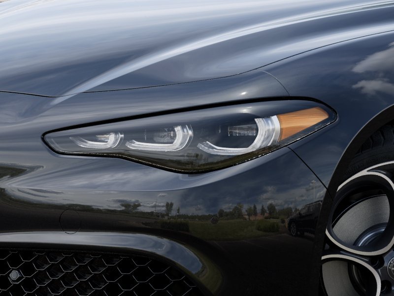 New 2026 Vulcano Black Metallic Exterior Paint Alfa Romeo Base image 6