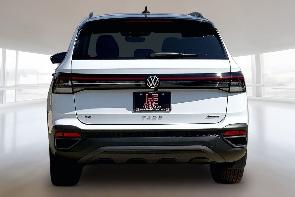 New 2026 Pure White w/Deep Blk Rf Volkswagen 1.5T SE Black image 4