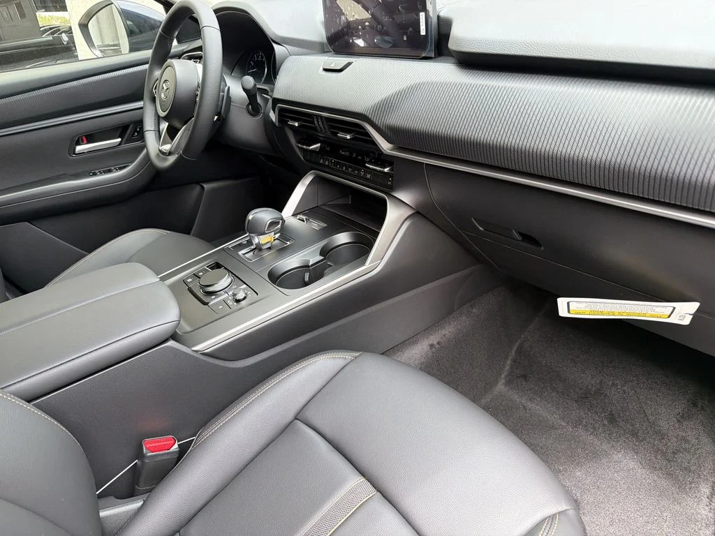 New 2026 Black Mazda 3.3 Turbo Select image 9
