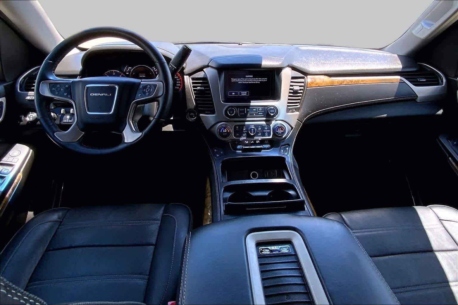 Used 2016 Onyx Black GMC Denali image 16