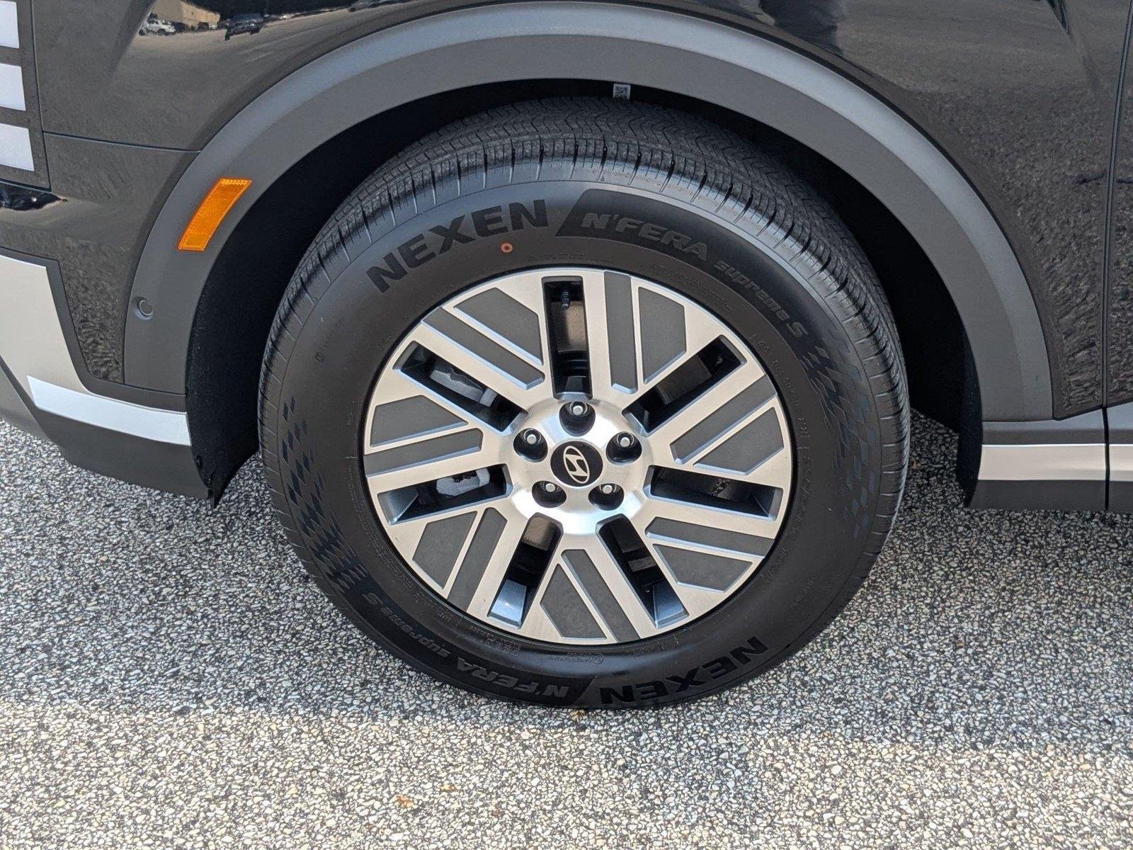 New 2026 Abyss Black Pearl Hyundai Blue SEL Premium 7P image 10