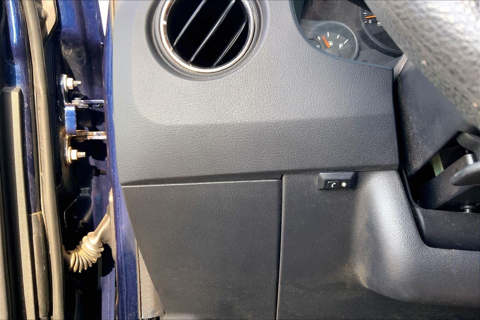 Used 2014 True Blue Pearlcoat Jeep Sport image 36