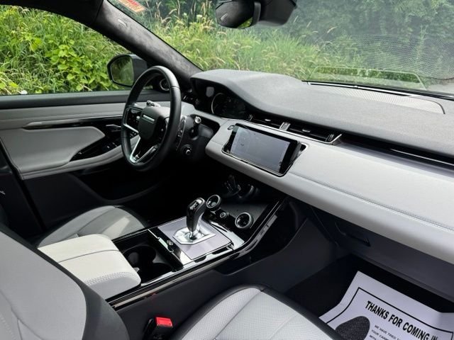 Used 2023 Santorini Black Metallic Land Rover R-Dynamic SE image 19