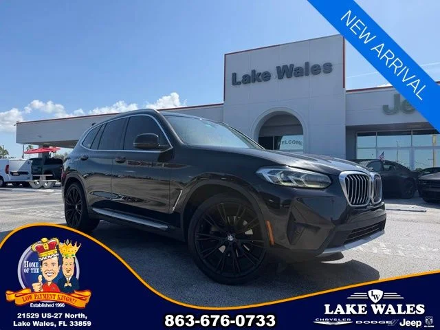 Used 2022 Black BMW sDrive30i image 1