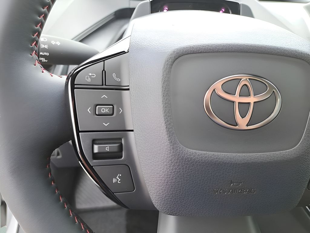 2026 Toyota Prius Plug-in Hybrid XSE - Photo 17