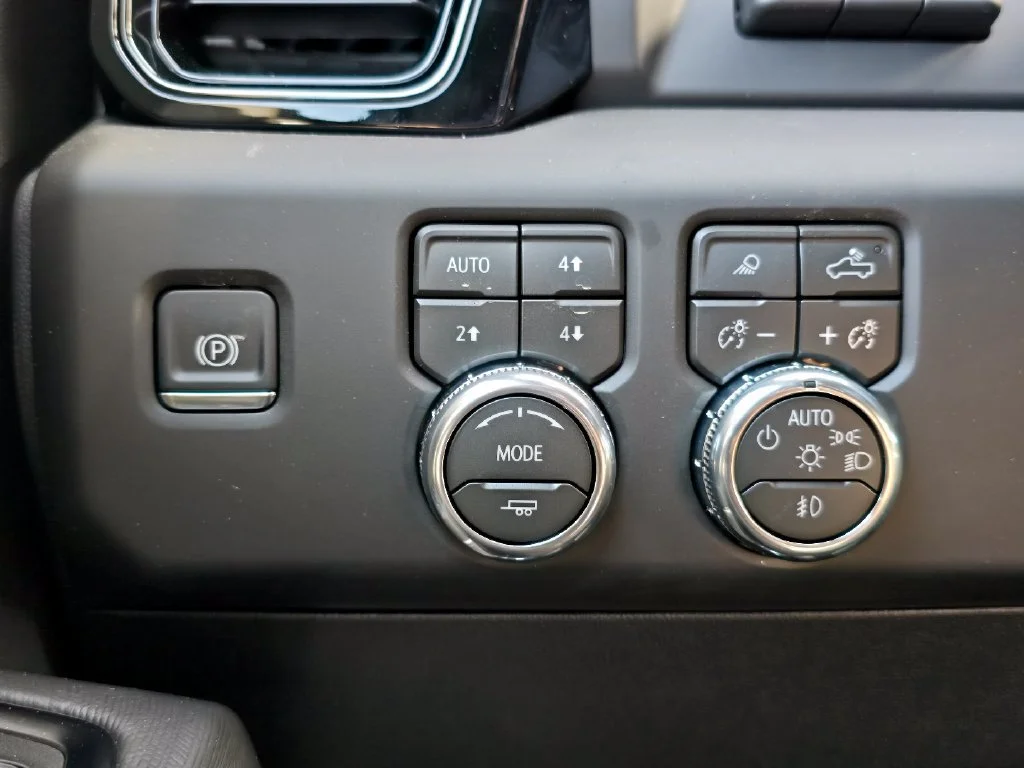 2026 GMC Sierra 2500HD AT4X - Photo 17