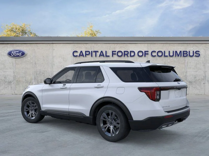 New 2026 Space White Metallic Ford Active image 7