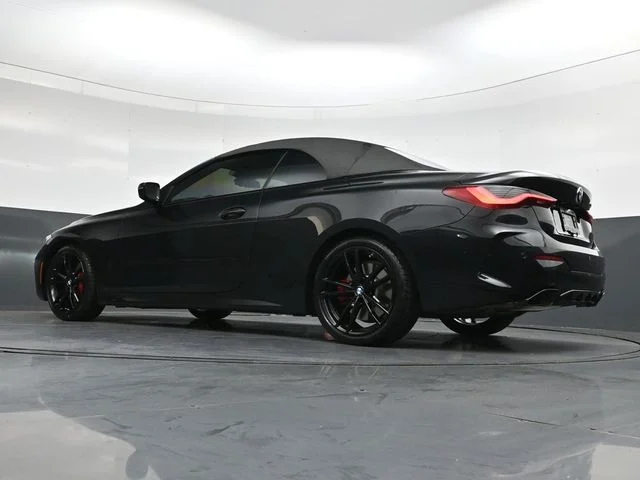 Used 2022 Black BMW M440i image 25