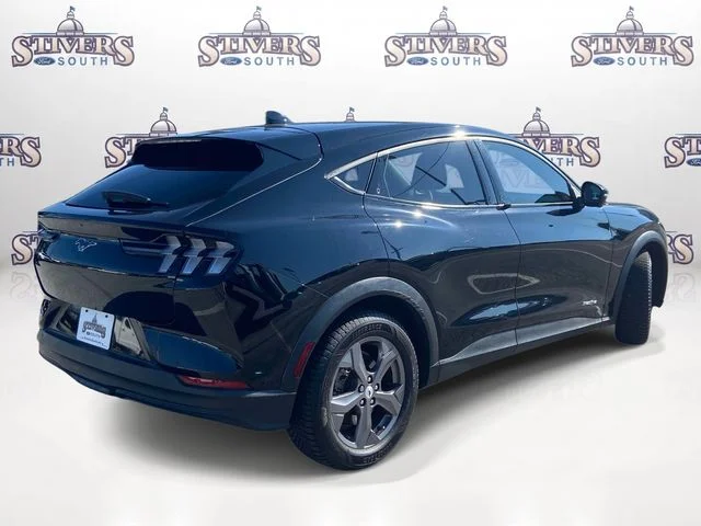 Certified Used 2023 Black Ford Select image 3