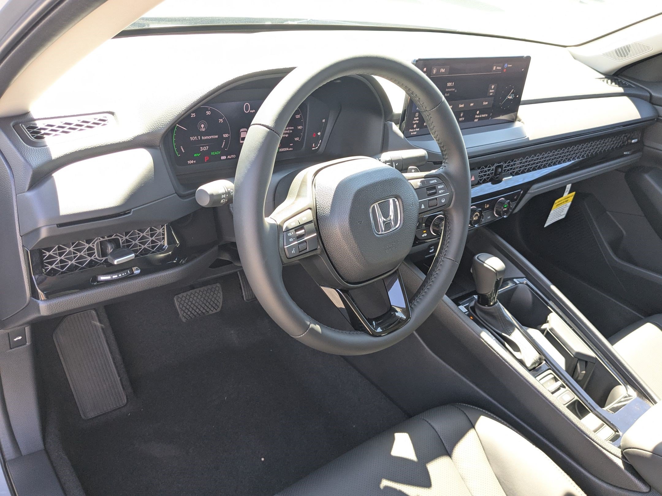 New 2026 Urban Gray Pearl Honda EX-L image 12