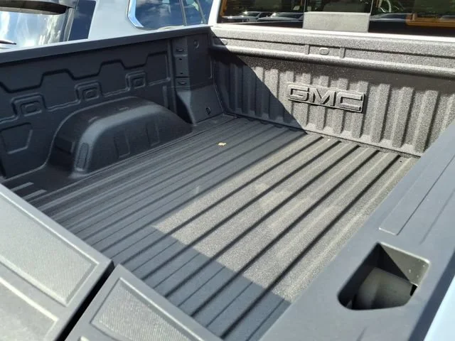2026 GMC Sierra 1500 AT4 - Photo 7