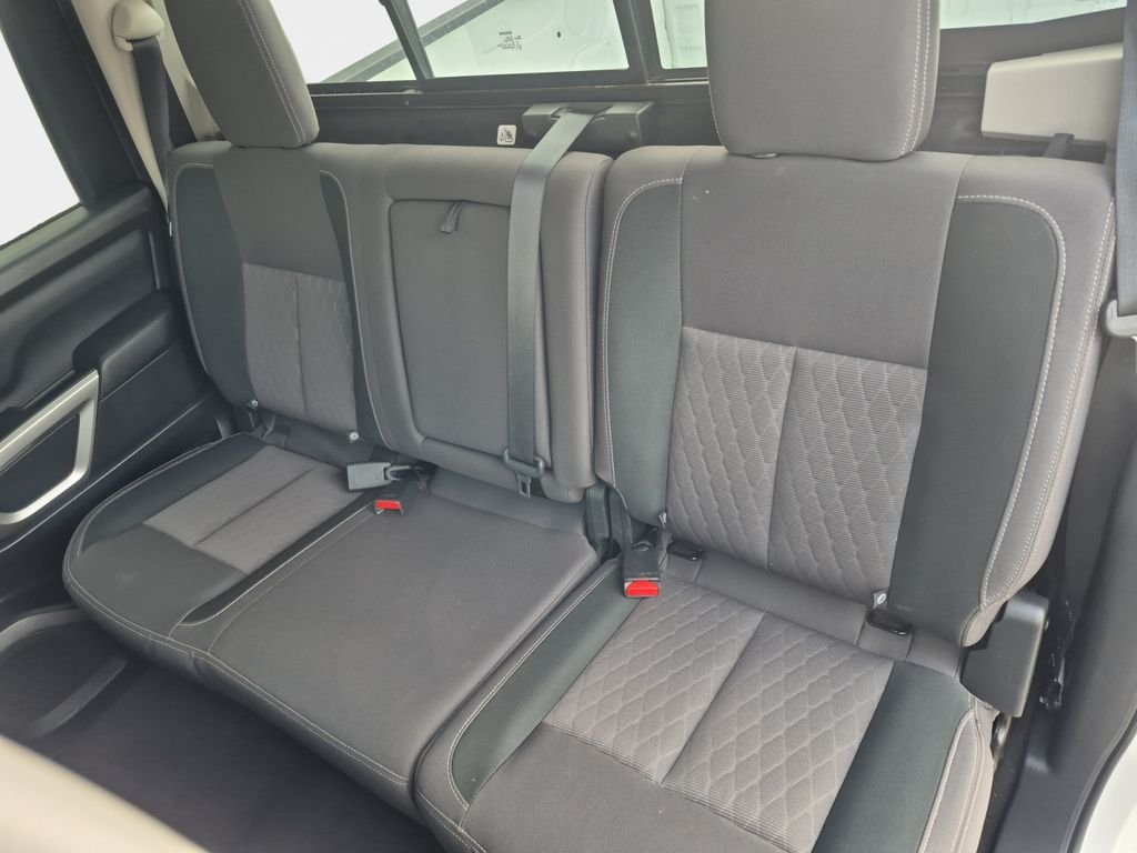 2023 Nissan Titan SV - Photo 19