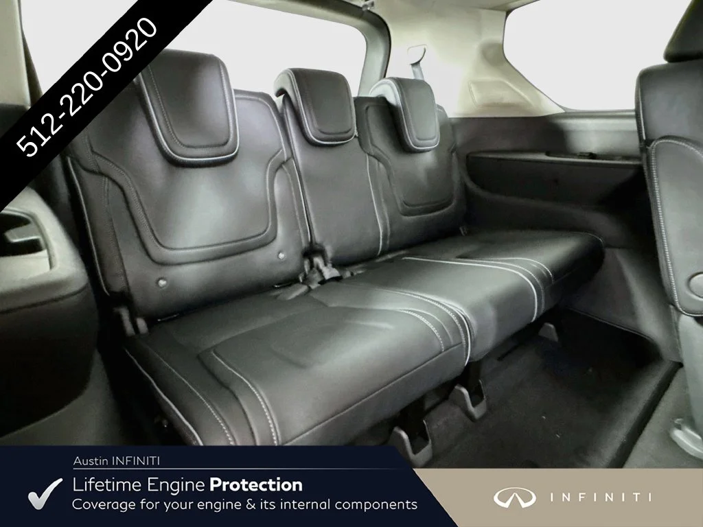 New 2027 Silver INFINITI LUXE image 36