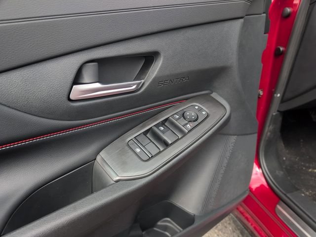 New 2026 Scarlet Ember Tintcoat Nissan SR image 9