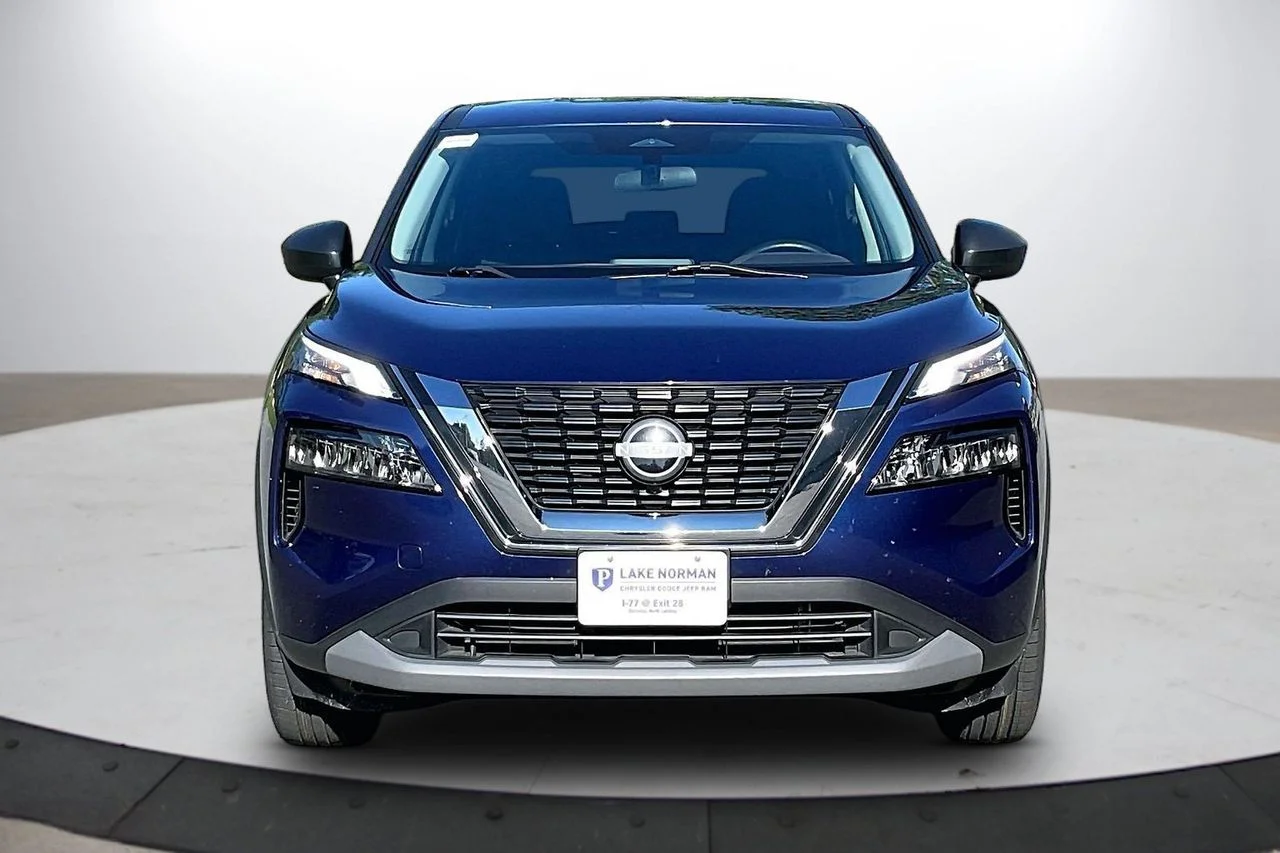 Certified Used 2023 Blue Nissan S image 3