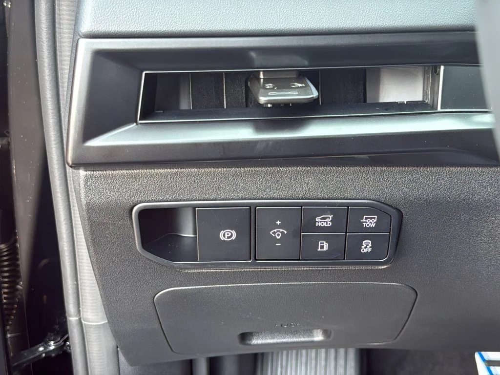 New 2027 Ebony Black Kia X-Line SX image 28