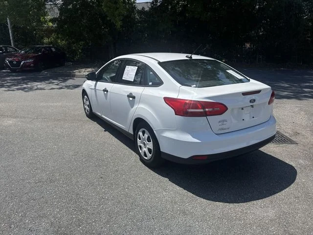 Used 2018 White Ford S image 7