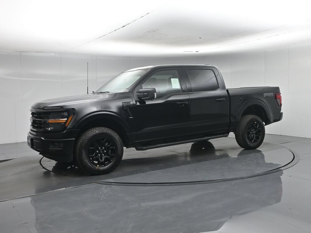 New 2026 Agate Black Metallic Ford XLT image 28
