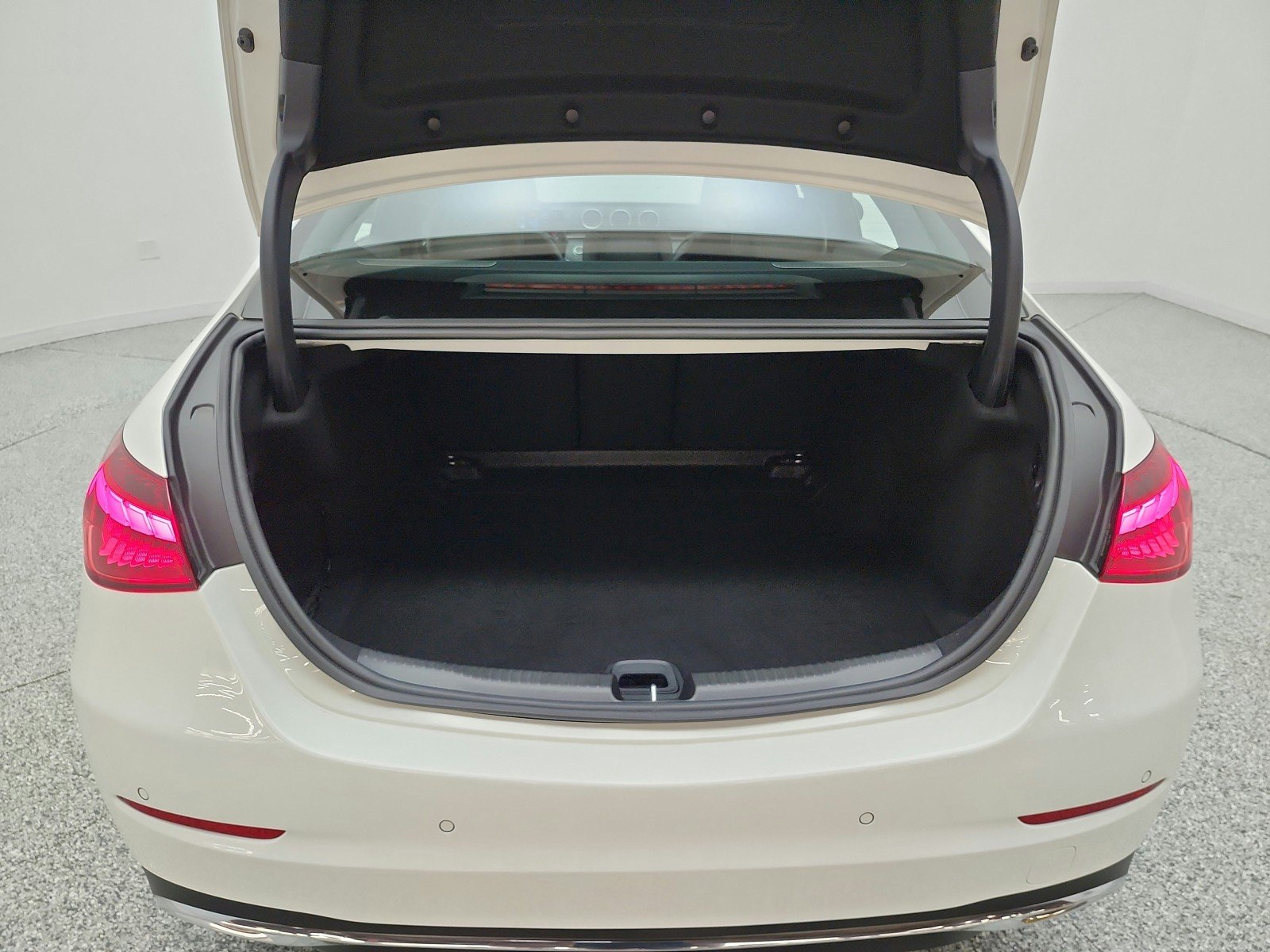 Certified Used 2024 Polar White Mercedes-Benz C 300 Sedan image 18